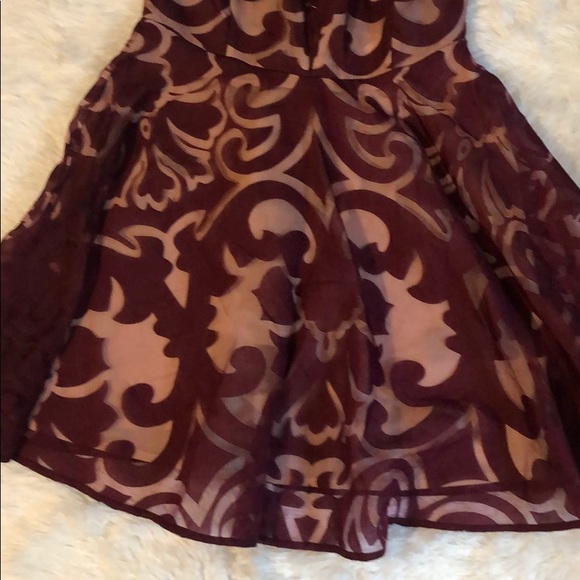 SOLD! Keepsake NWT Romantic Rebel Burnout Lace Dress 💕 - Picture 8 of 8